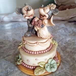 Harmony Kingdom Box - Disney Fairy Tale Wedding Mickey Minnie Figurine No Box